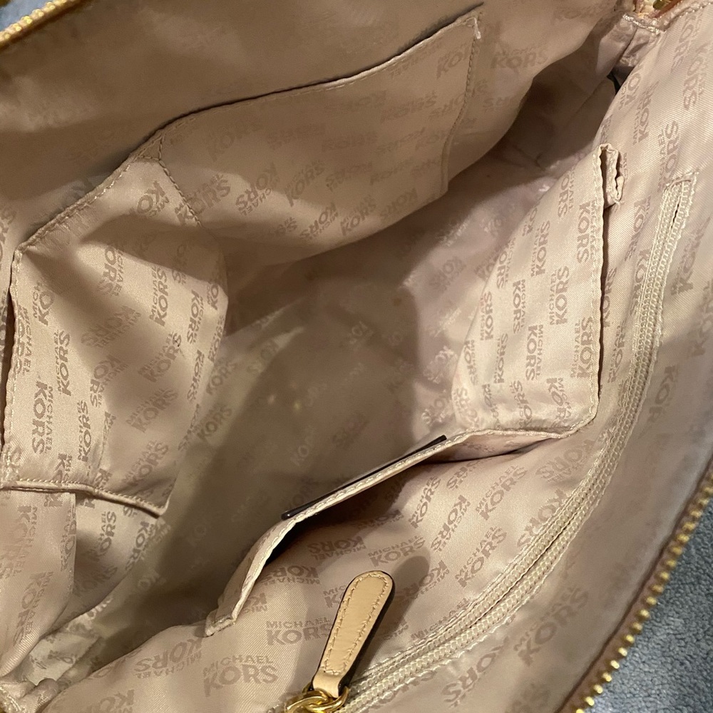 Light Pink/Beige MK Satchel Purse - Picture 6 of 12